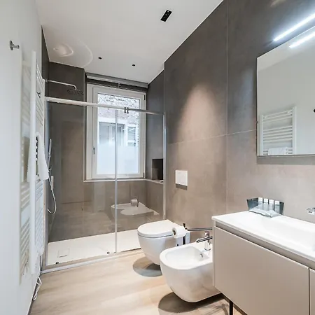 Arnaldo Luxury E Design In Duomo Lägenhet